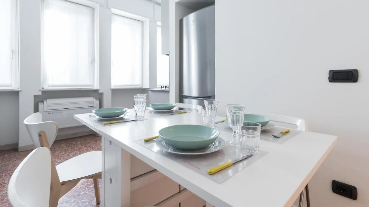 Italianway - Zara 63 Appartement Milaan